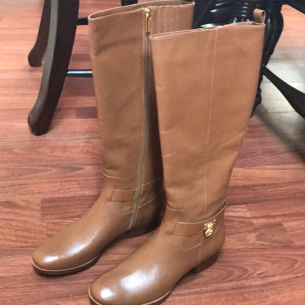 Michael Kors brown brand new boots